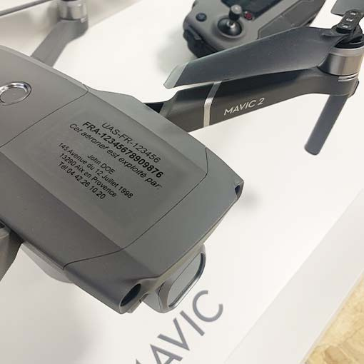 Étiquette d'enregistrement drone Pro +800g